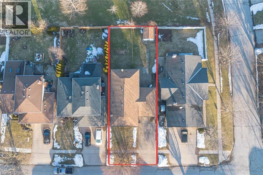 14 EAGLESON Drive, St. Catharines, Ontario, L2M7J4 — Photo 14