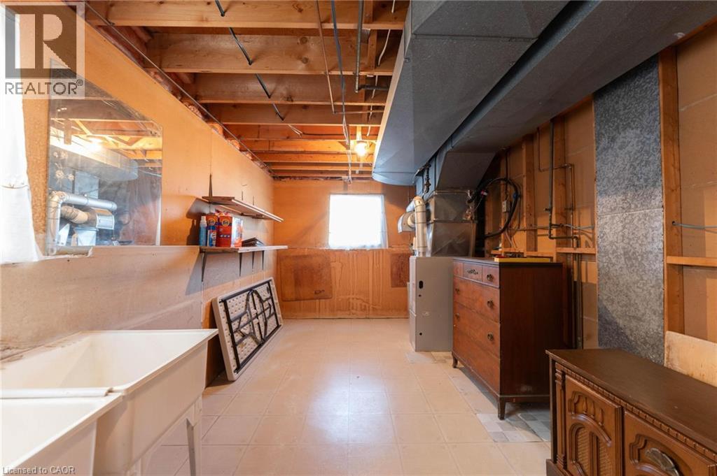 14 EAGLESON Drive, St. Catharines, Ontario, L2M7J4 — Photo 6
