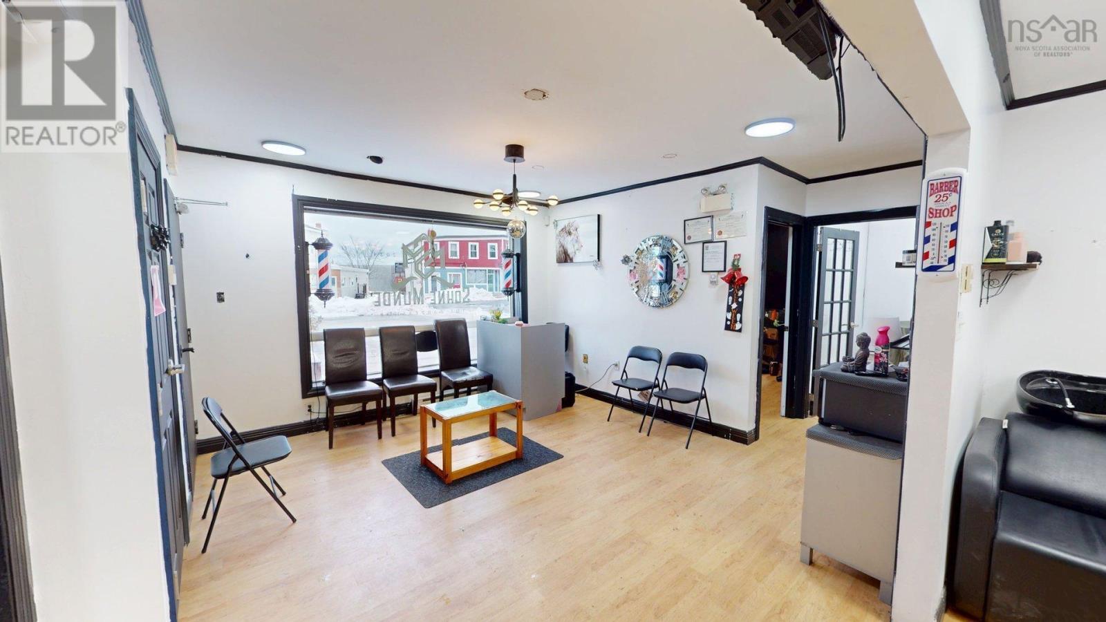 Property 5 of 23 of 163/165 Portland Street