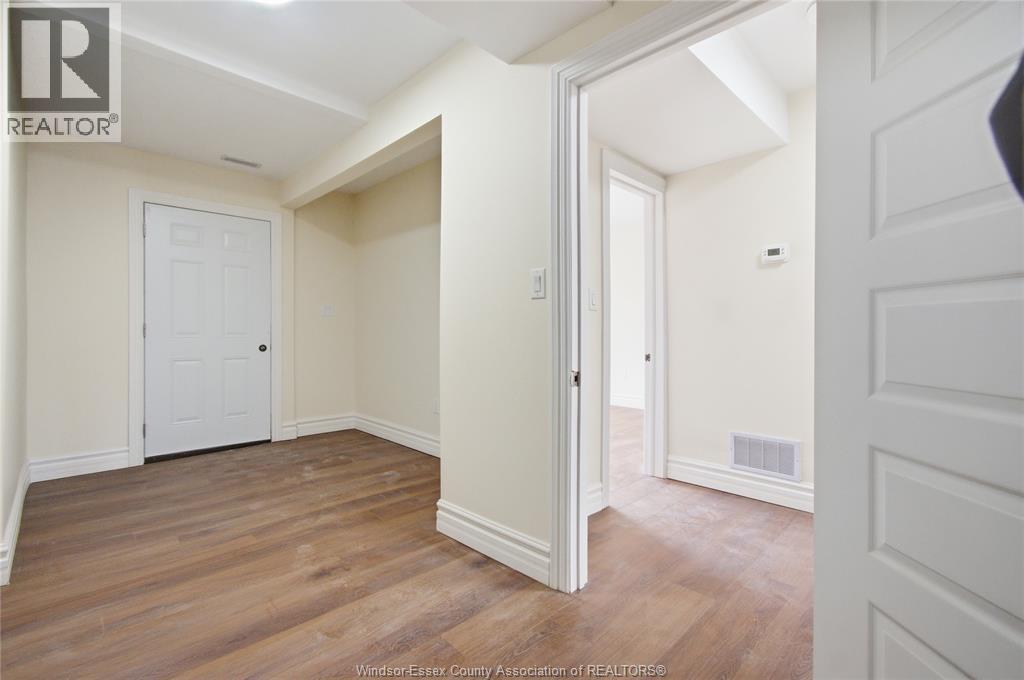 435 CARON AVENUE - 10