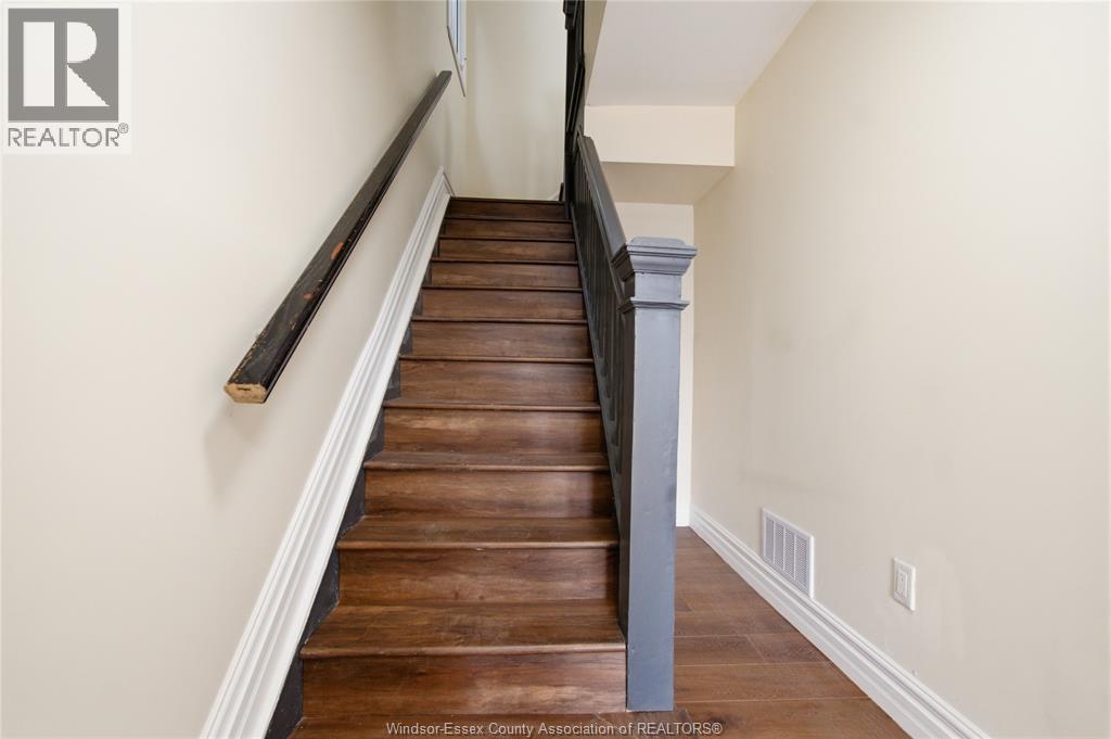 435 CARON AVENUE - 16
