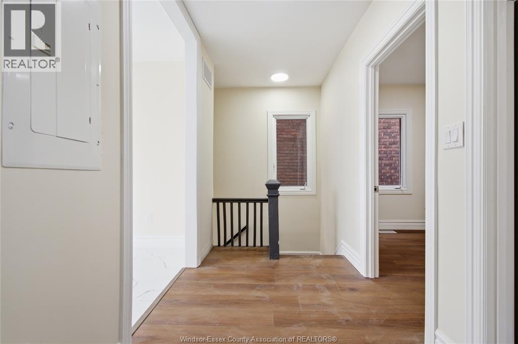 435 CARON AVENUE - 17