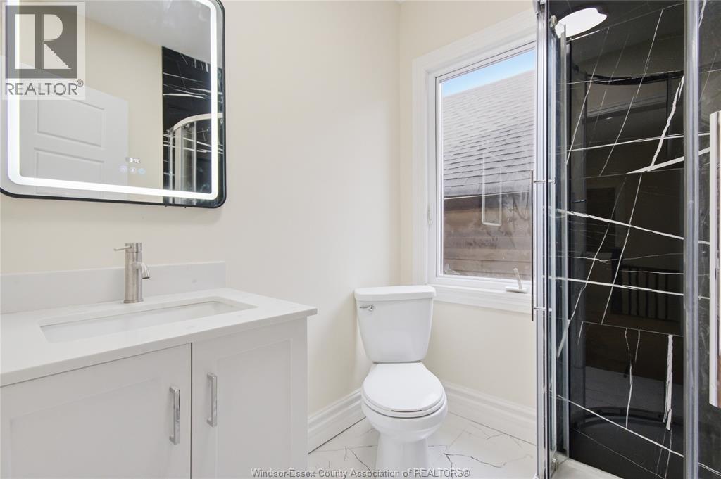 435 CARON AVENUE - 20