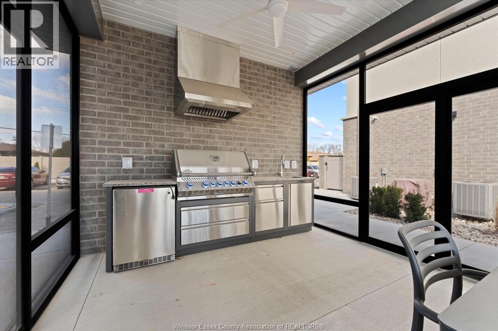 #202 215-B LESPERANCE ROAD - 32