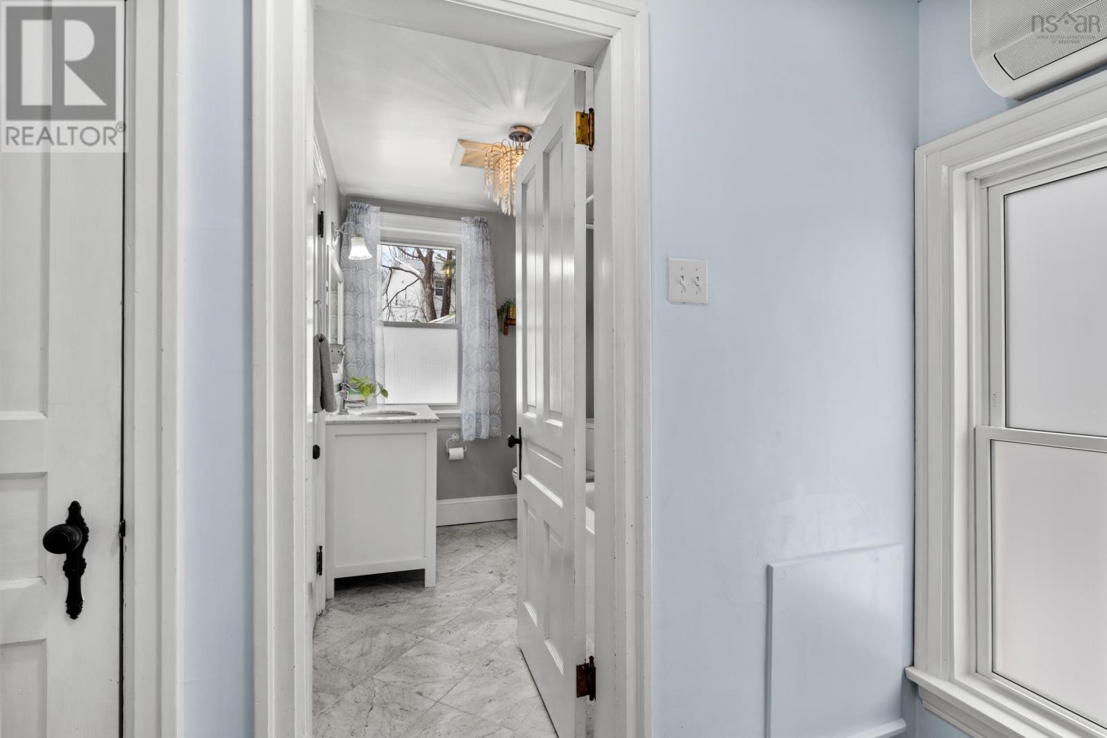 Property 21 of 42 of 18 Dickson Avenue