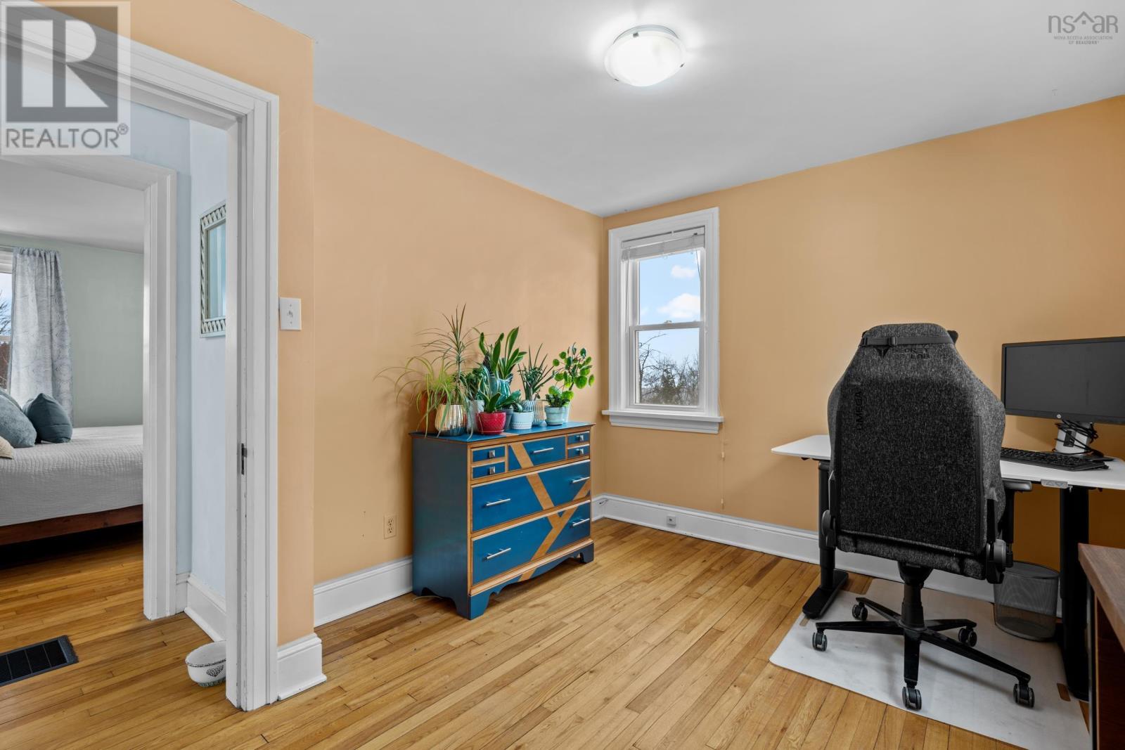 Property 30 of 42 of 18 Dickson Avenue