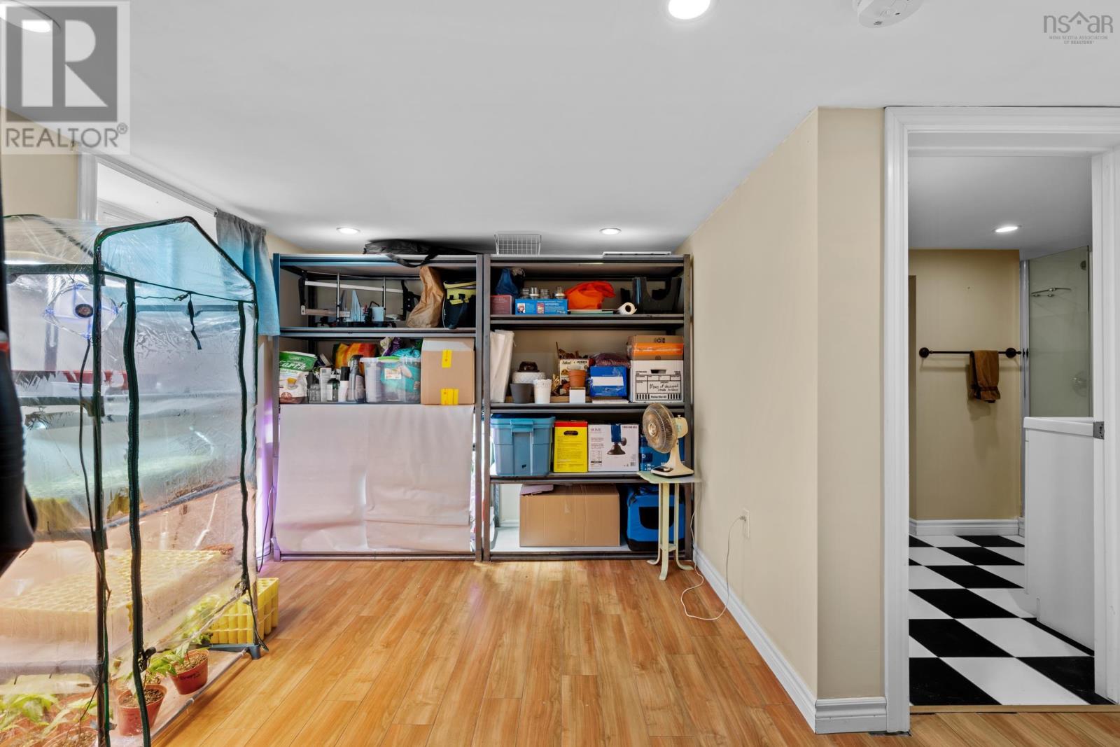 Property 32 of 42 of 18 Dickson Avenue