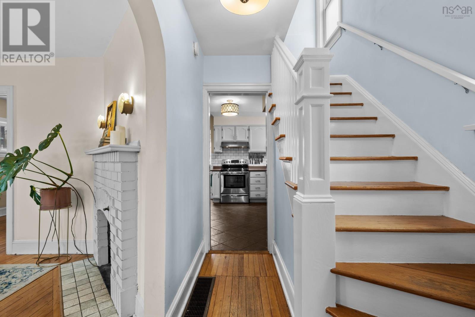 Property 4 of 42 of 18 Dickson Avenue