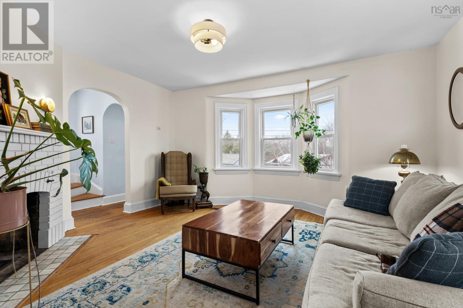 Property 6 of 42 of 18 Dickson Avenue