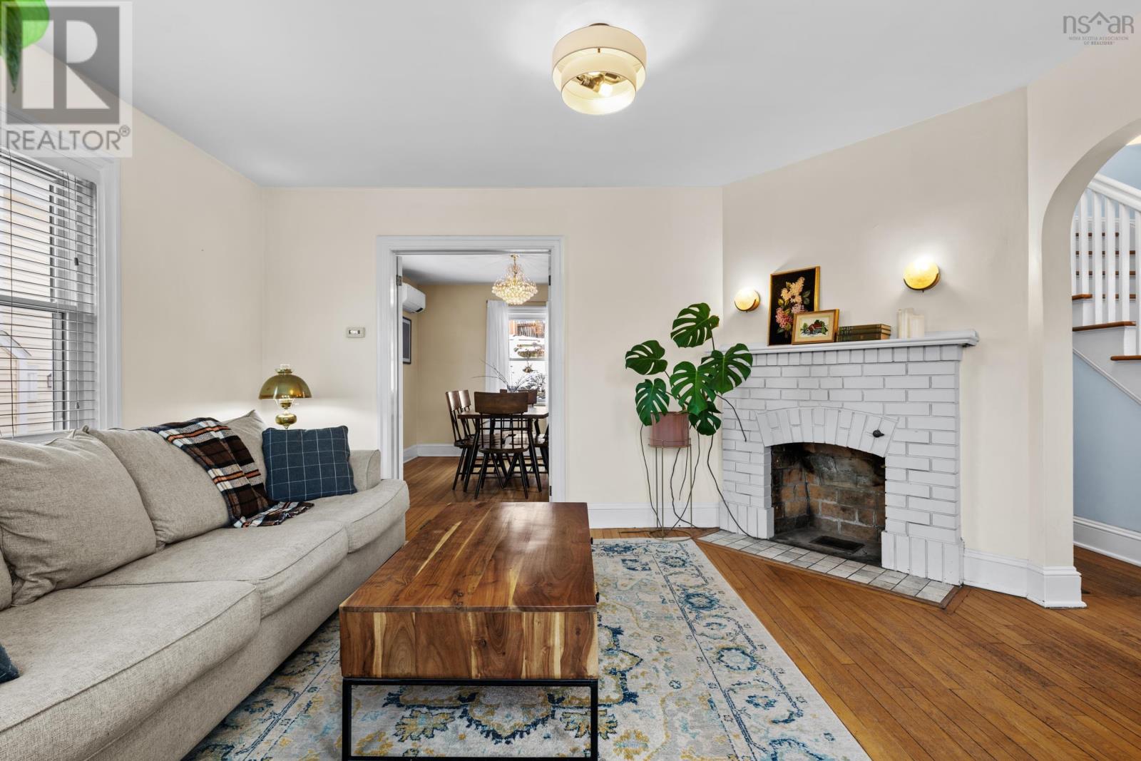 Property 7 of 42 of 18 Dickson Avenue