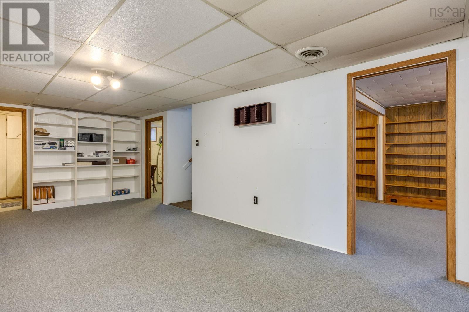 Property 13 of 34 of 8711 201 Highway