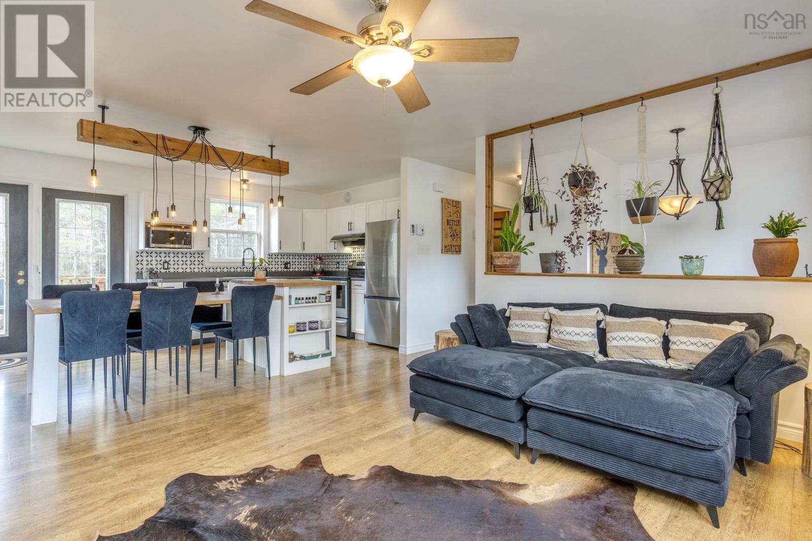 Property 2 of 38 of 20 Huron Court