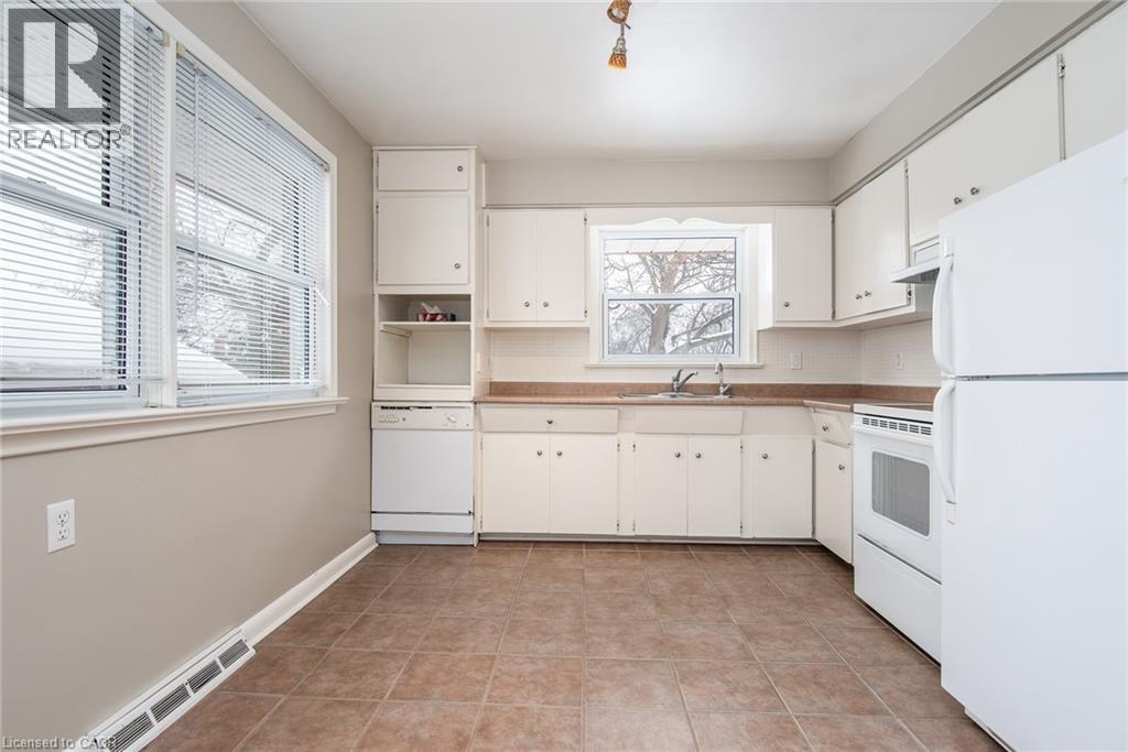 120 FOURTH AVENUE - 21