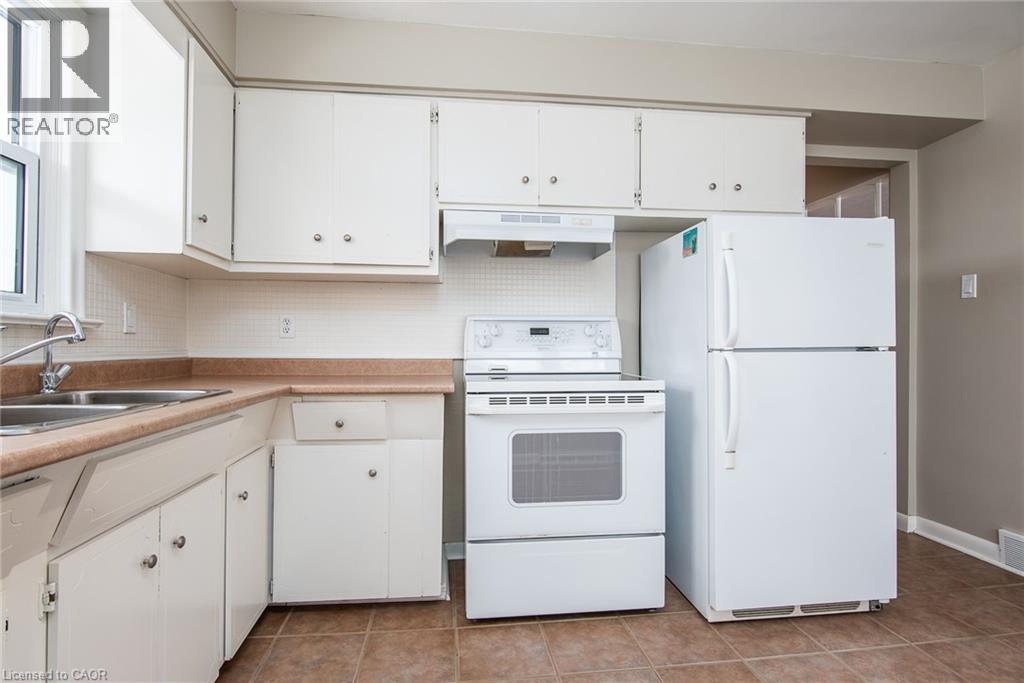 120 FOURTH AVENUE - 23