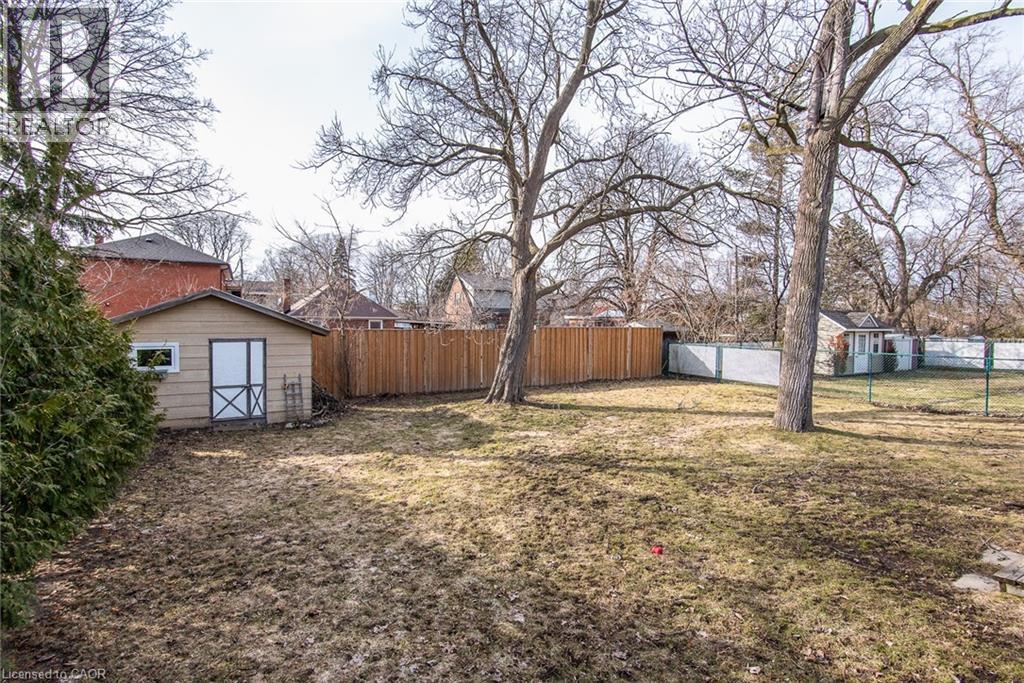 120 FOURTH AVENUE - 8