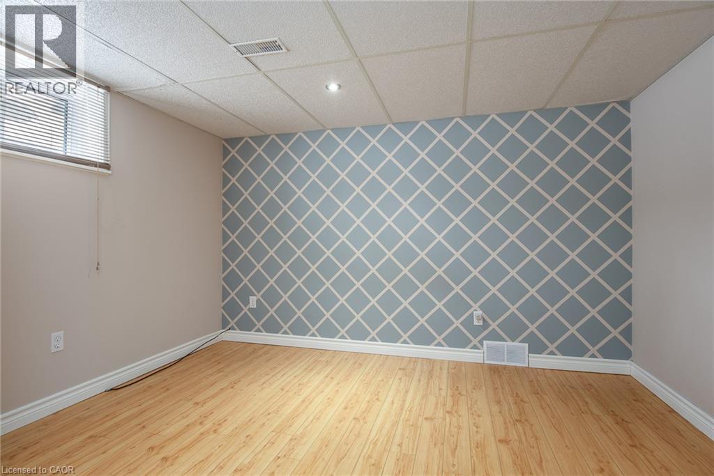 120 FOURTH AVENUE - 38