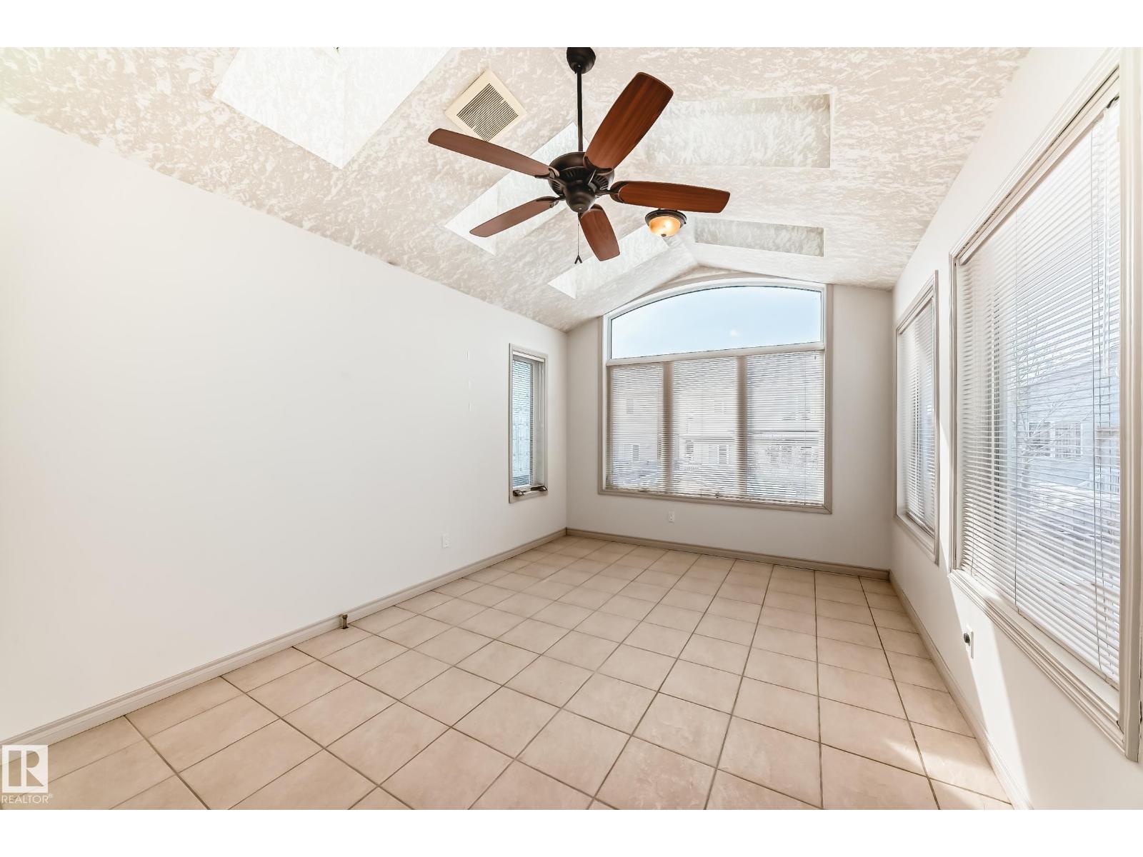 10631 181 AV NW, Edmonton