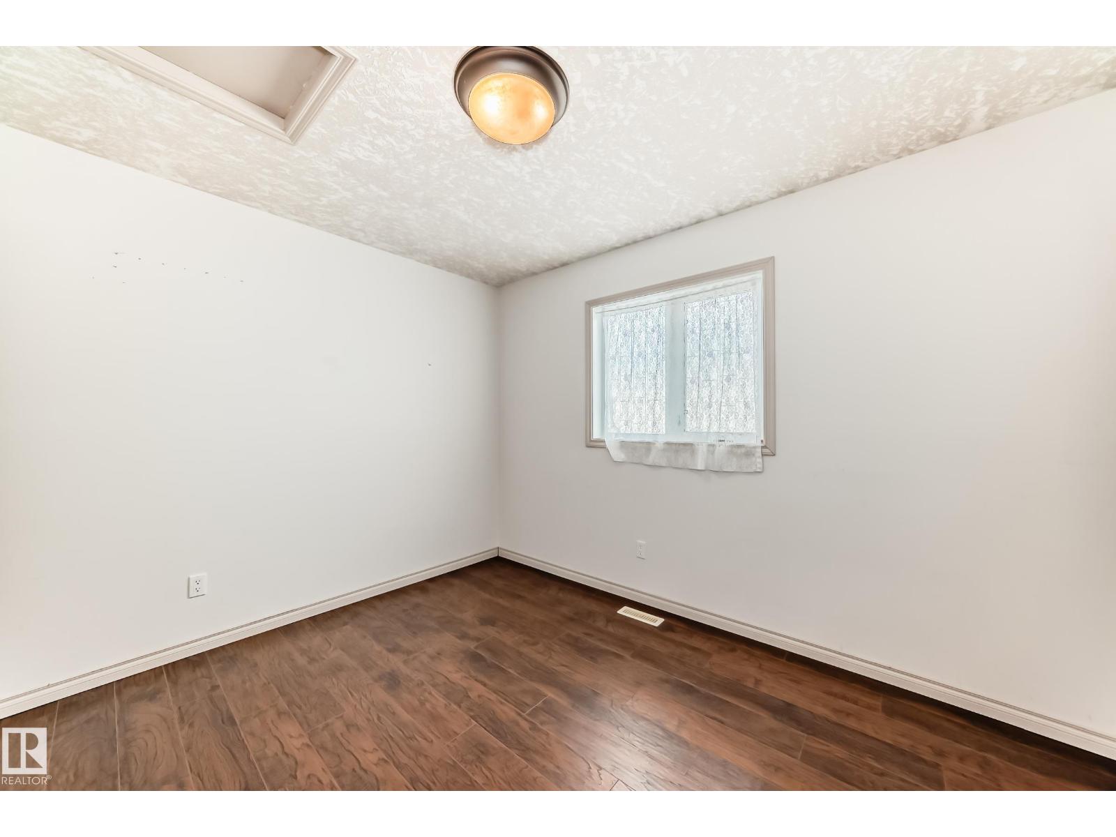 10631 181 AV NW, Edmonton