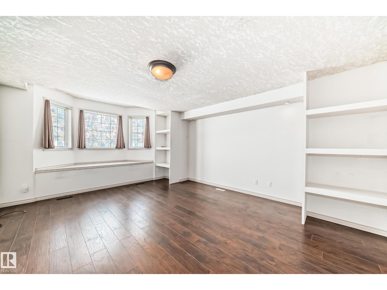 10631 181 AV NW, Edmonton