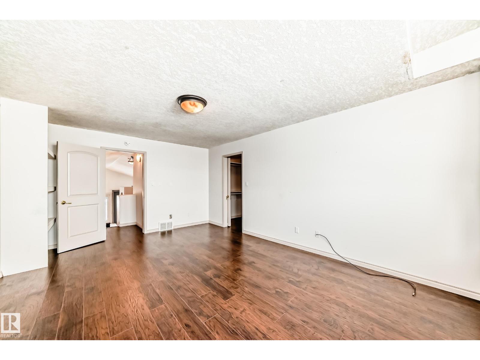 10631 181 AV NW, Edmonton