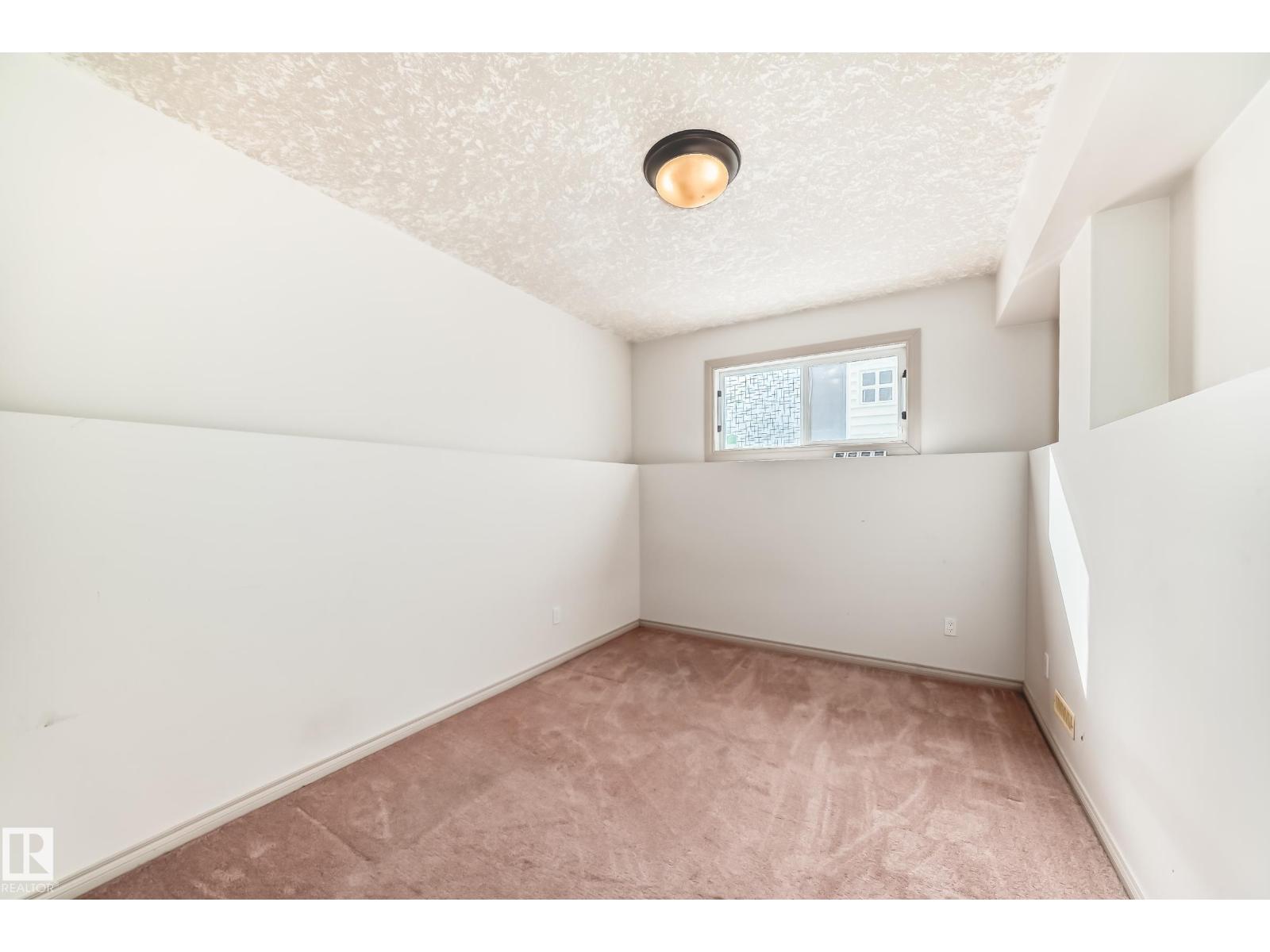 10631 181 AV NW, Edmonton