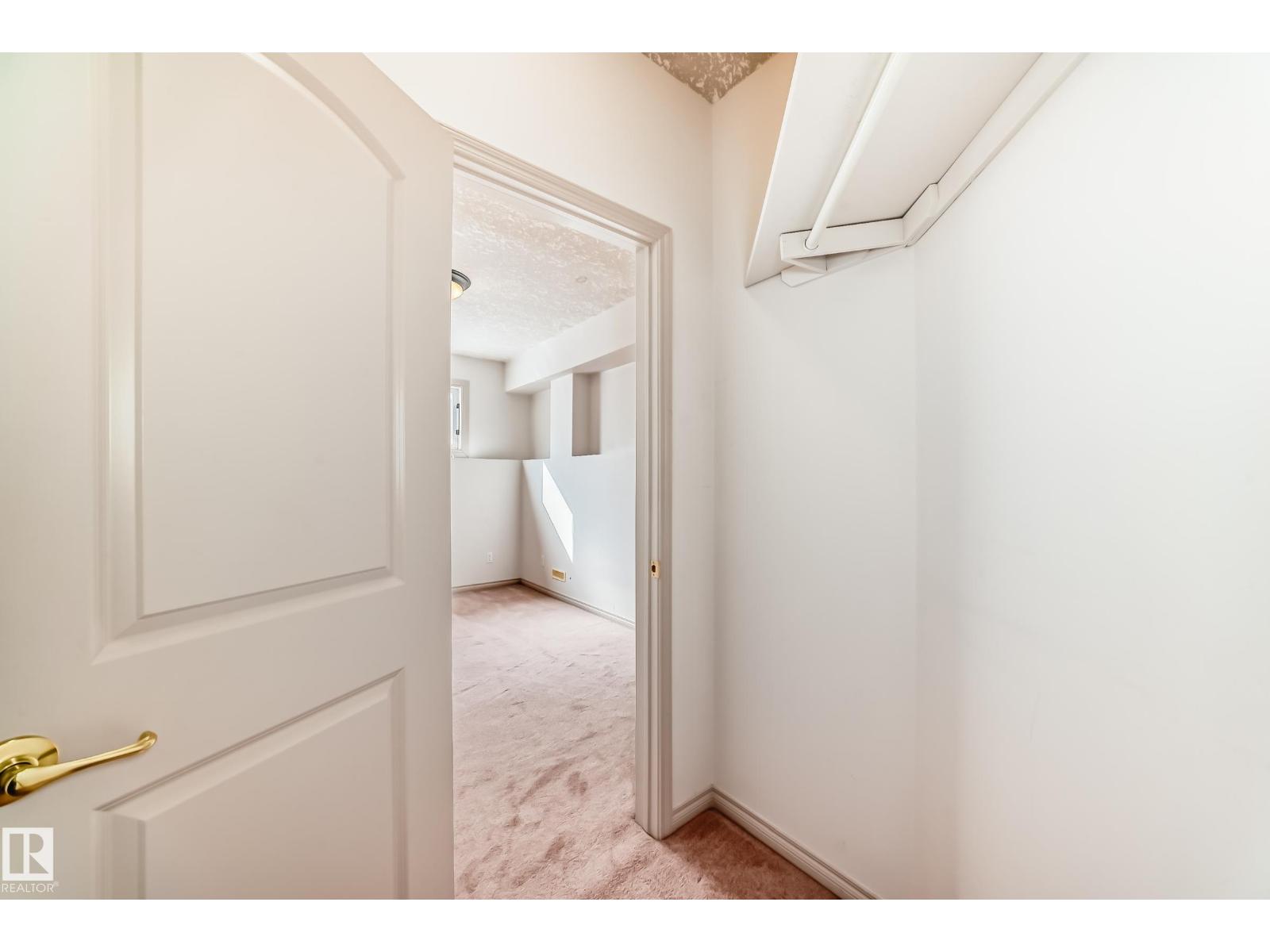 10631 181 AV NW, Edmonton