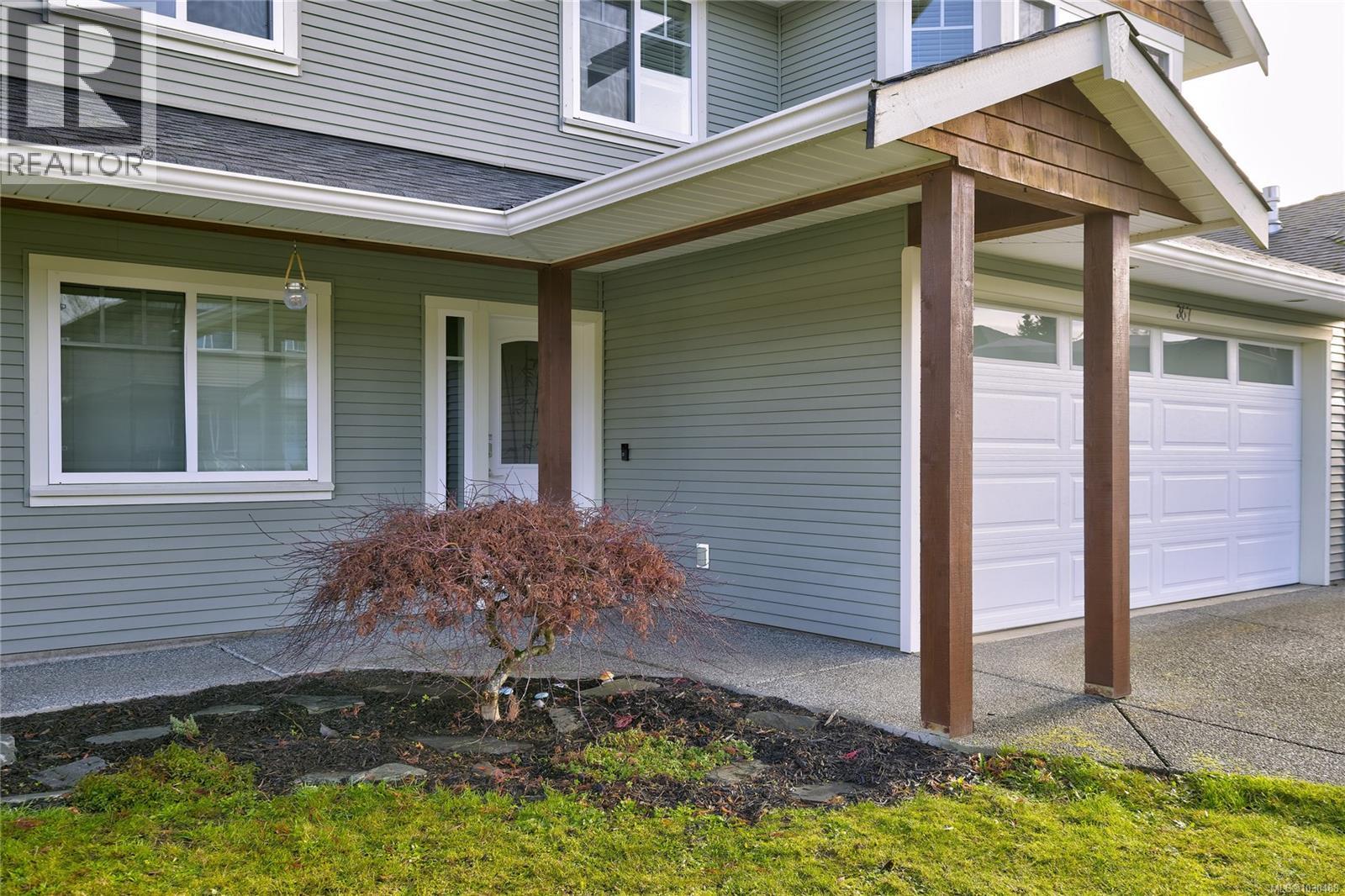 367 APPLEWOOD CRES - Image 3