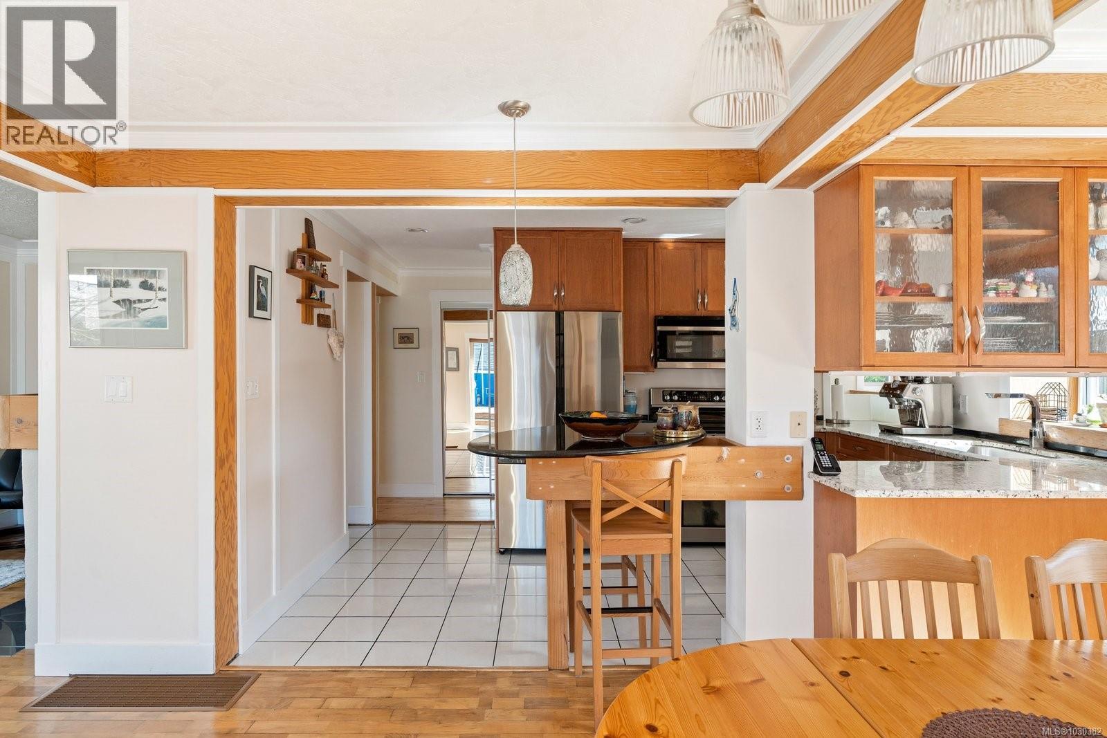 1209 Palmer Rd, Saanich