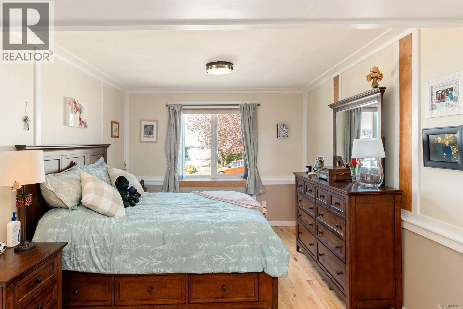 1209 Palmer Rd, Saanich