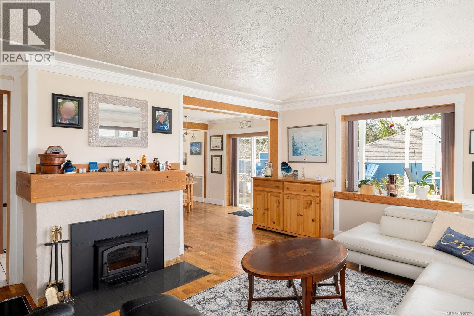 1209 Palmer Rd, Saanich