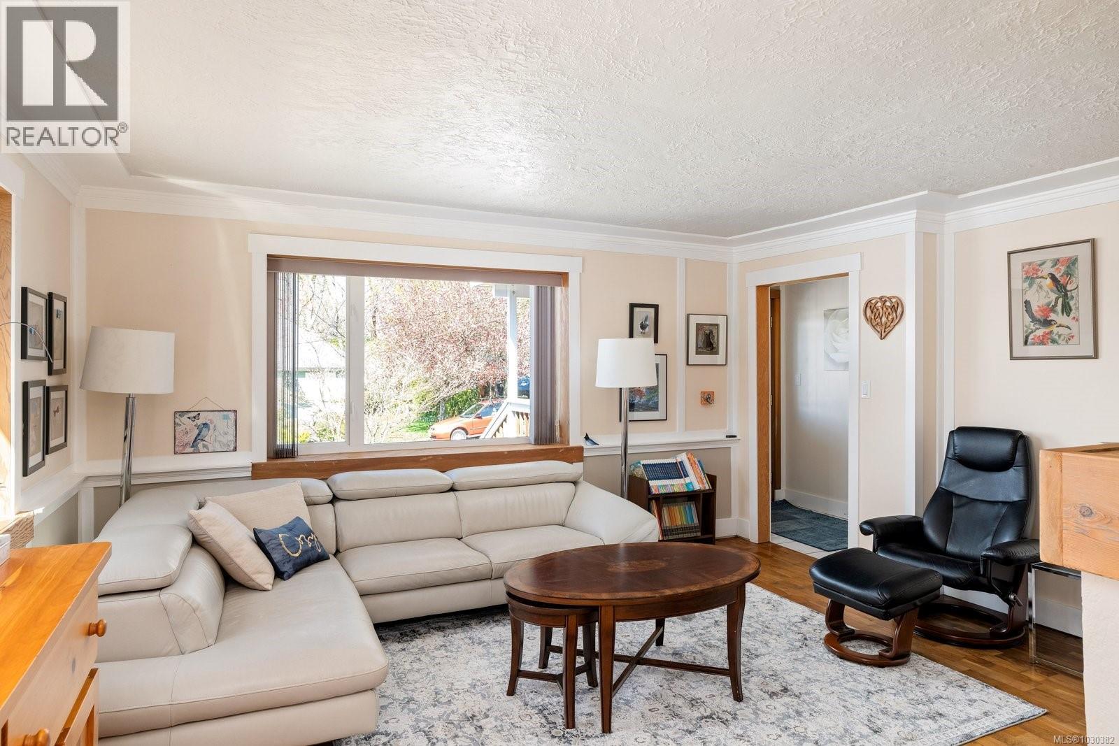 1209 Palmer Rd, Saanich