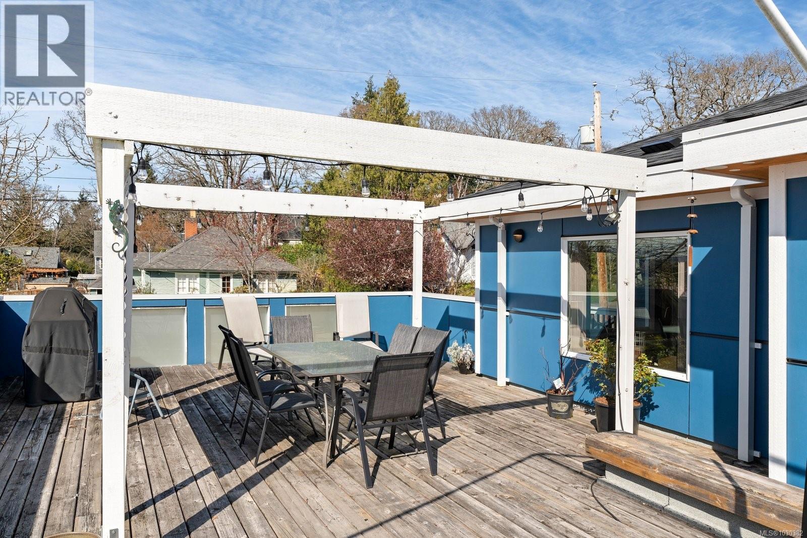 1209 Palmer Rd, Saanich