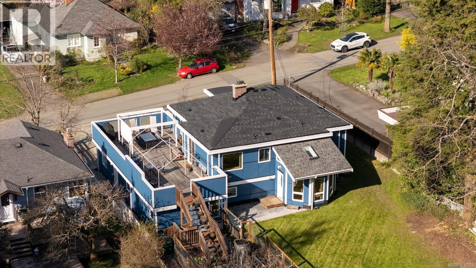 1209 Palmer Rd, Saanich