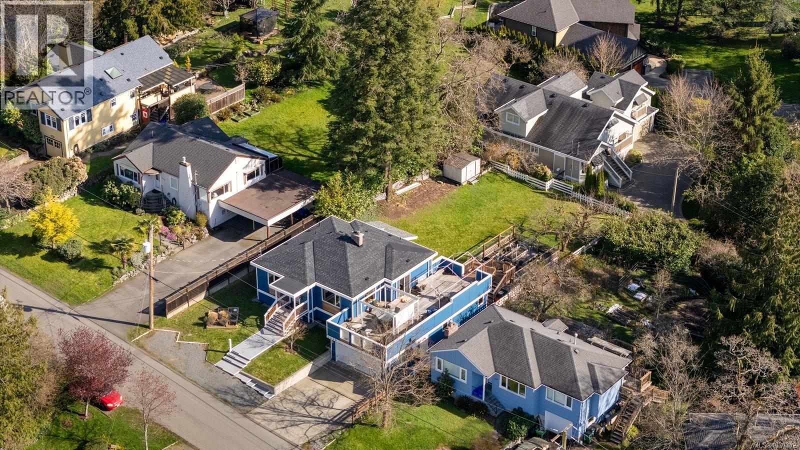 1209 Palmer Rd, Saanich