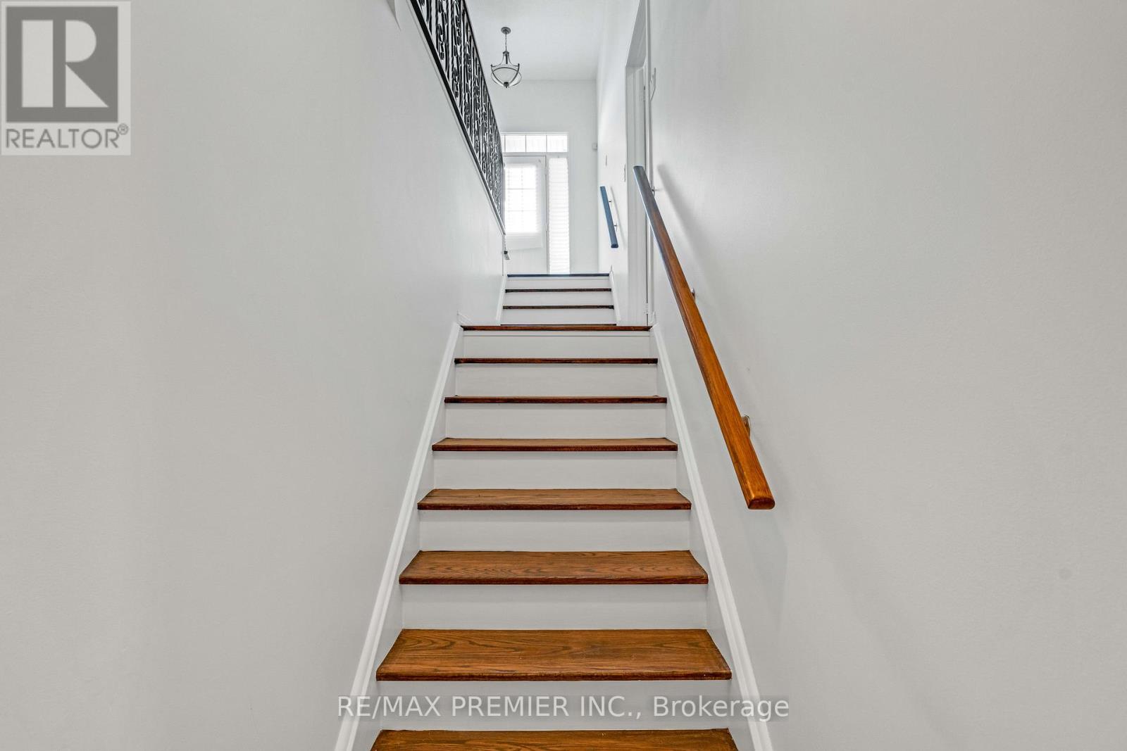 67 MEADOWLARK BOULEVARD - 21