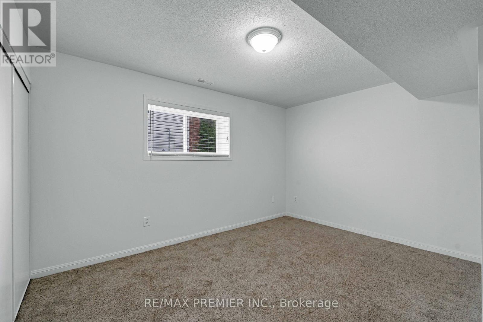 67 MEADOWLARK BOULEVARD - 26