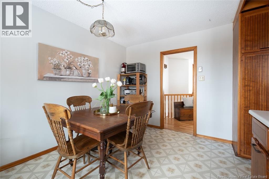 340 MACDONALD AVENUE - 17