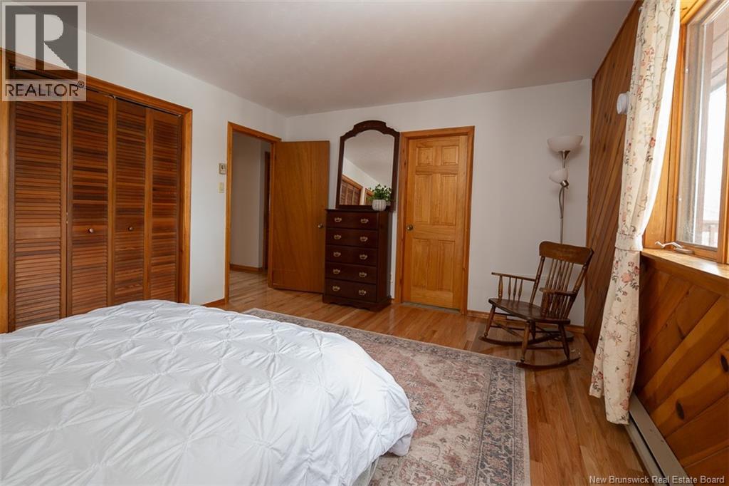 340 MACDONALD AVENUE - 25