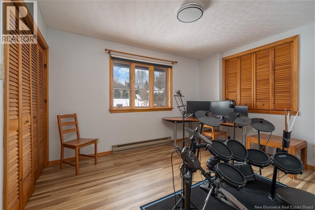 340 MACDONALD AVENUE - 28