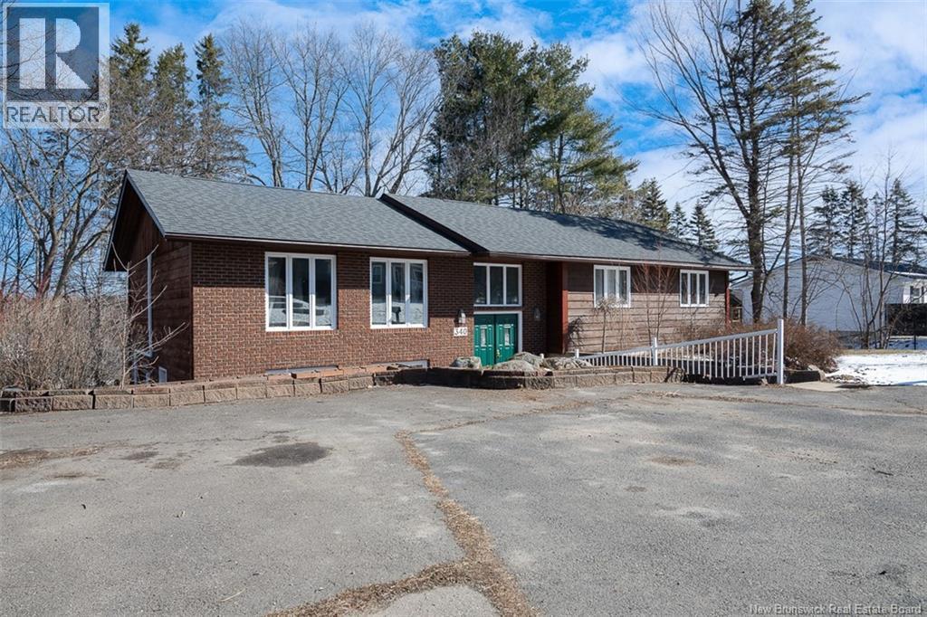 340 MACDONALD AVENUE - 41