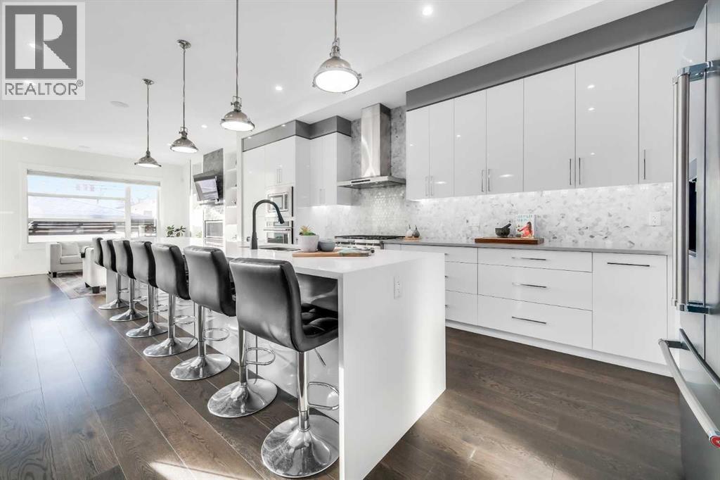 Single Family House for Sale in   Avenue NW Banff Trail Calgary 