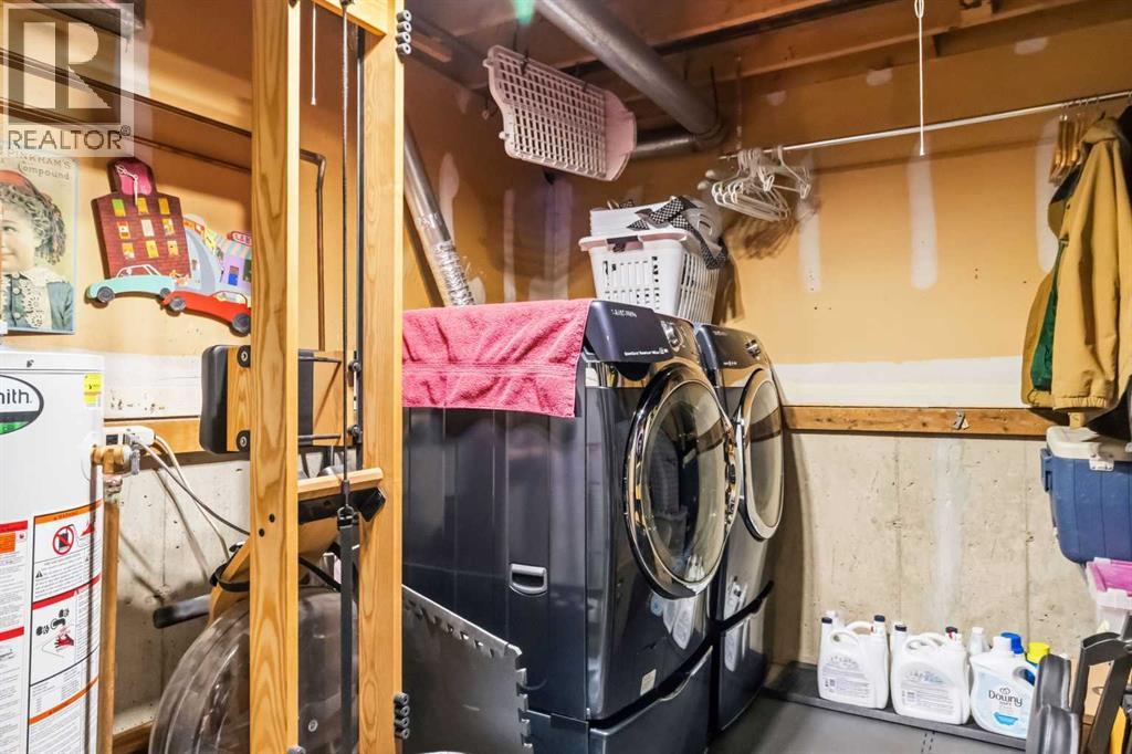 400 Silin Forest Road, Fort McMurray