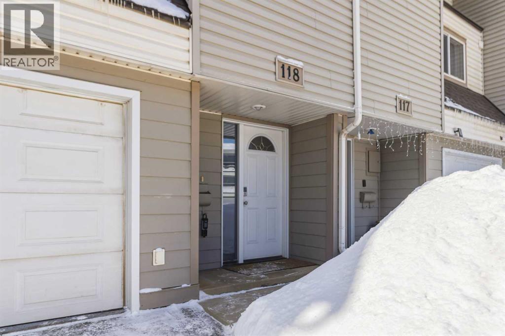 400 Silin Forest Road, Fort McMurray