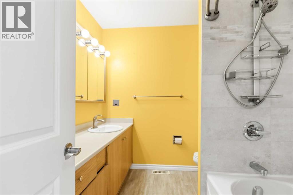 400 Silin Forest Road, Fort McMurray