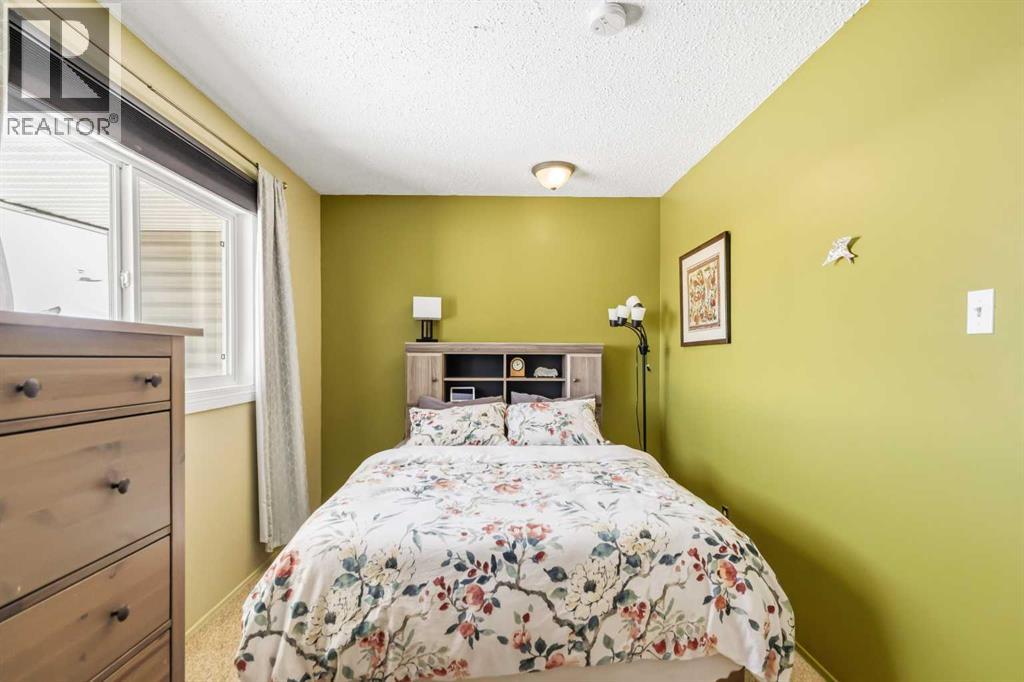 400 Silin Forest Road, Fort McMurray