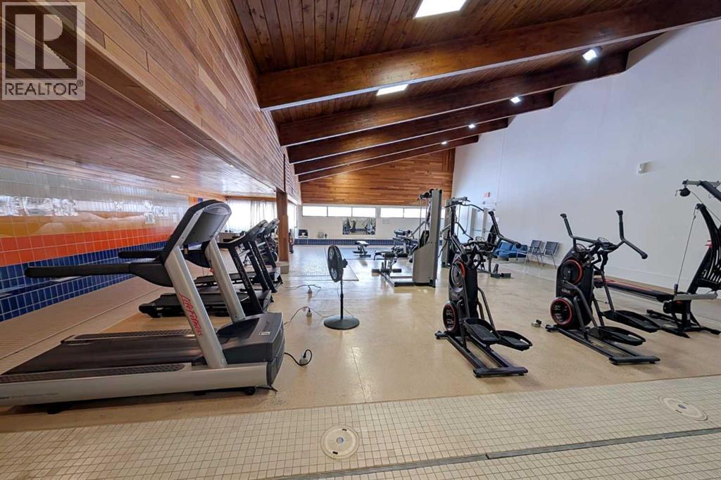 400 Silin Forest Road, Fort McMurray