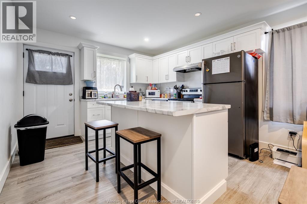 1167 ASKIN AVENUE - 35
