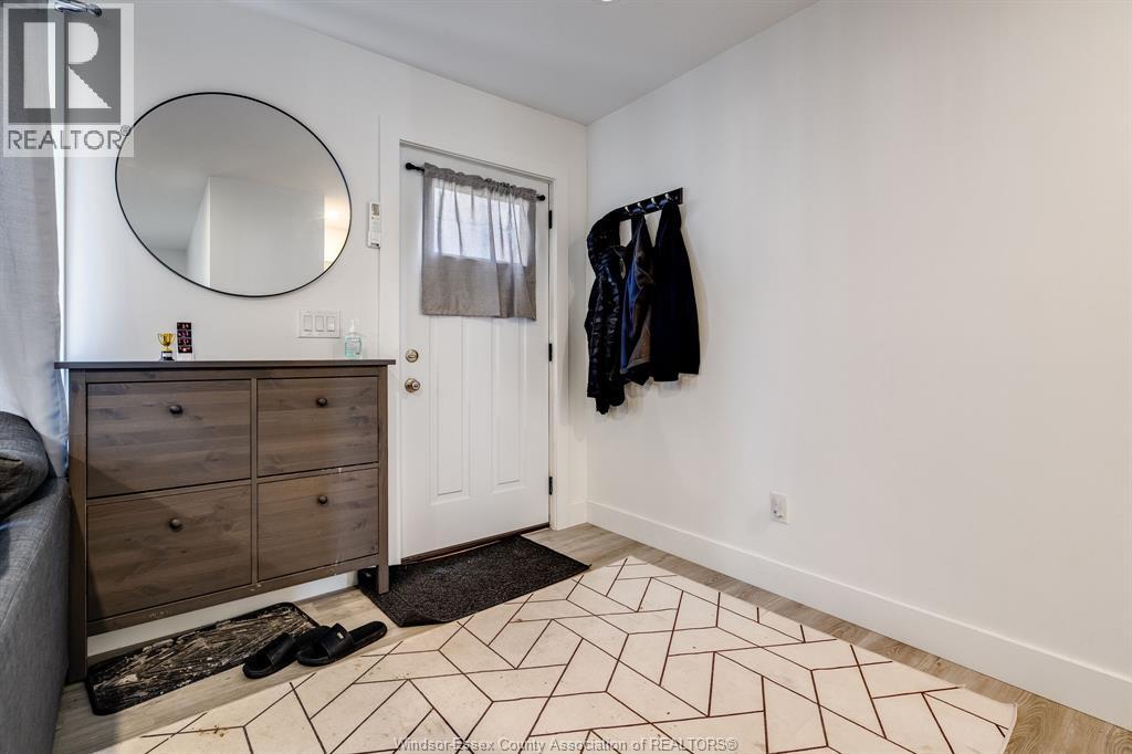 1167 ASKIN AVENUE - 34