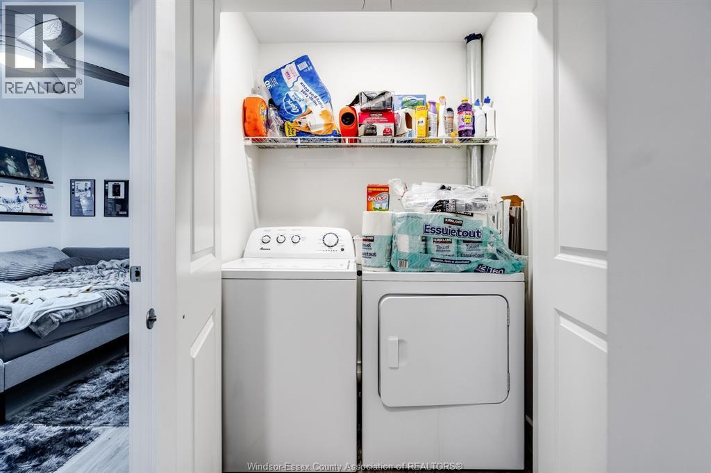 1167 ASKIN AVENUE - 43