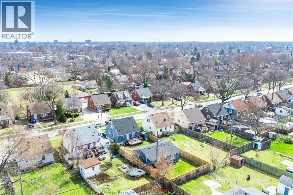 1167 ASKIN AVENUE - 48